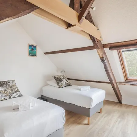 La Longere Du Tertre - Charmante Longere De 400m2 Proche Cancale